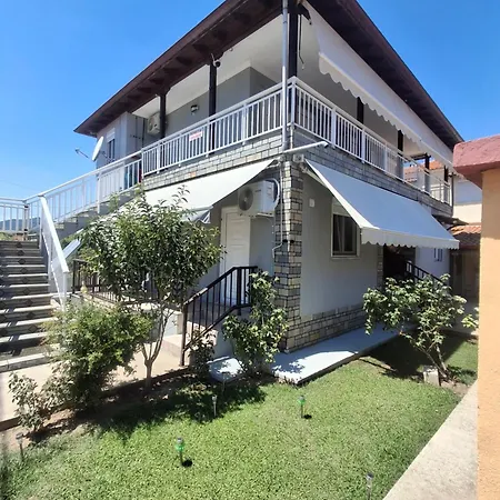 Grigoris House * Vrasná