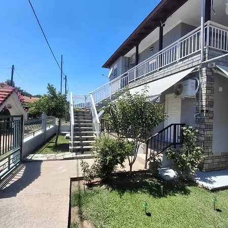Grigoris House דירה