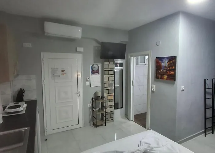 Grigoris House 아파트 Vrasná